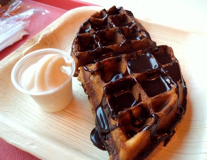 waffle-chocolate-chip-cake-dessert