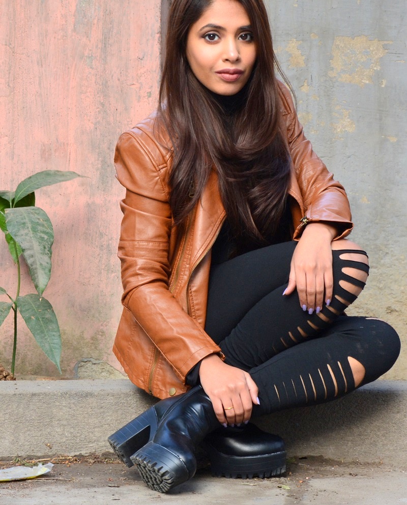 how-to-style-a-tan-brown-leather-jacket-women
