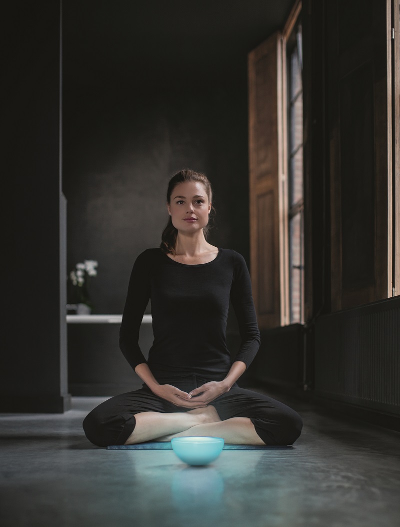 philips-Hue-Go-Yoga-Blue