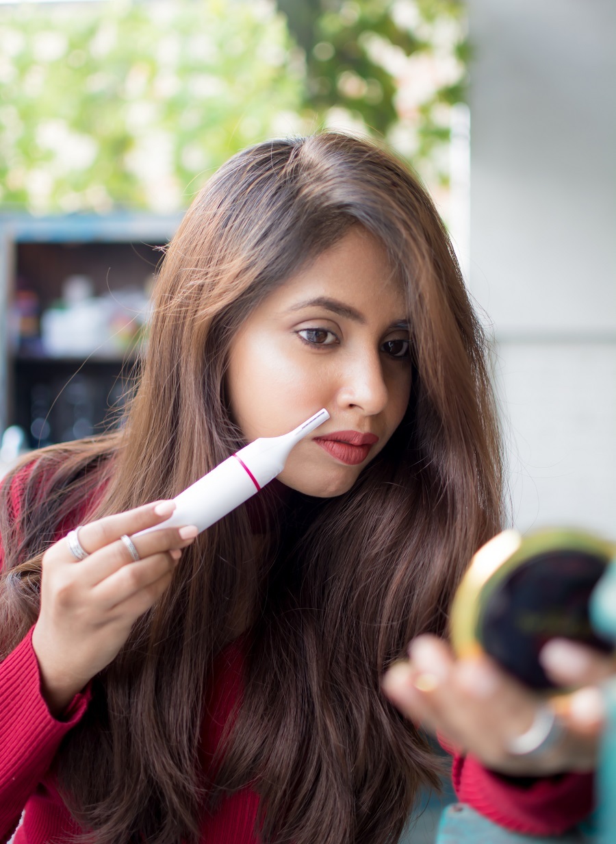 veet-sensitive-touch-electric-trimmer-eyebrows-upperlips-how-to-use